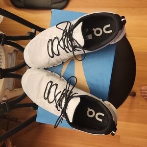 59.98841 ON RUNNING CLOUD 5 WATERPROOF MEN'S SNEAKERS | GLACIER/WHITE